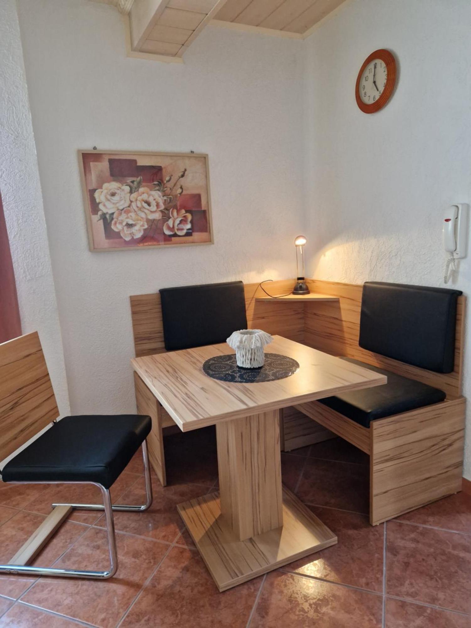 Ferienwohnung Am Oepitzer Berg Pößneck Exterior foto